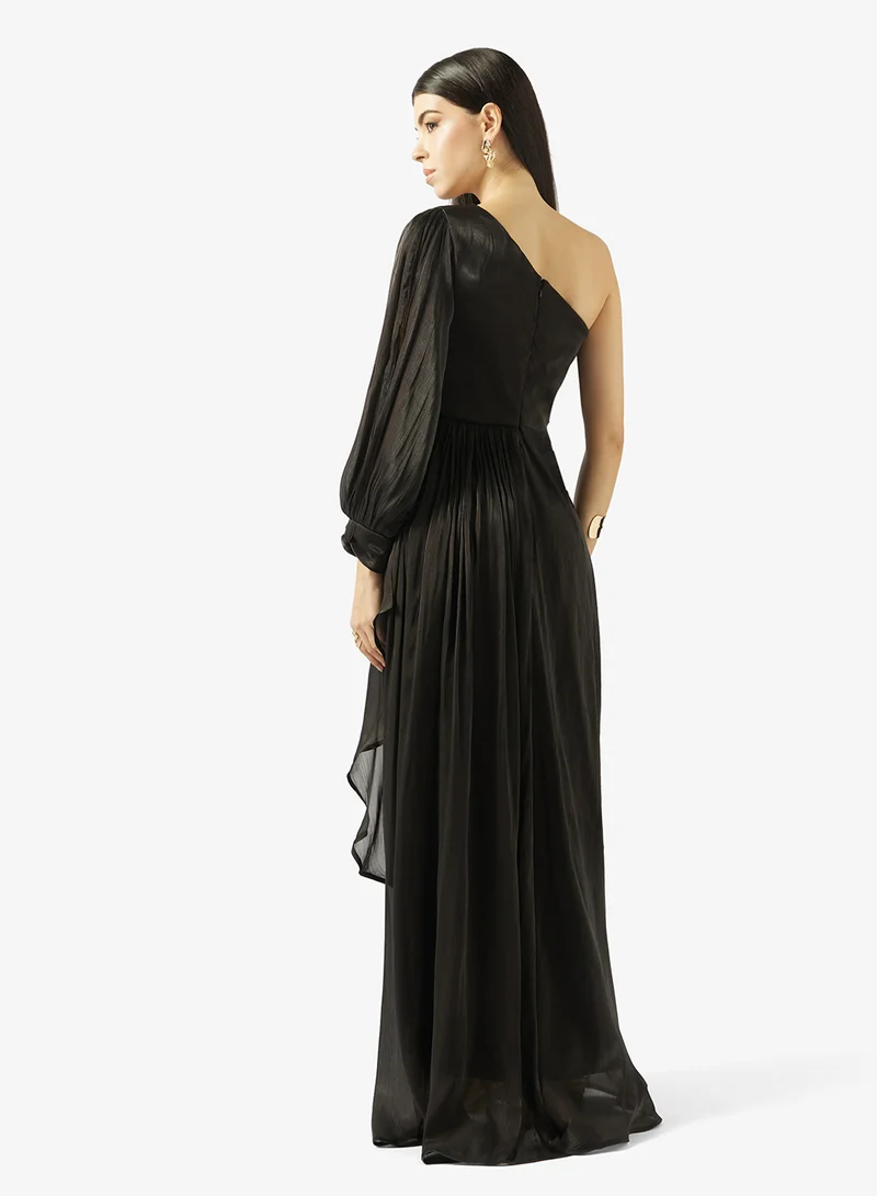 ايرا فستان شبكي بطبقات بتفاصيل زهور